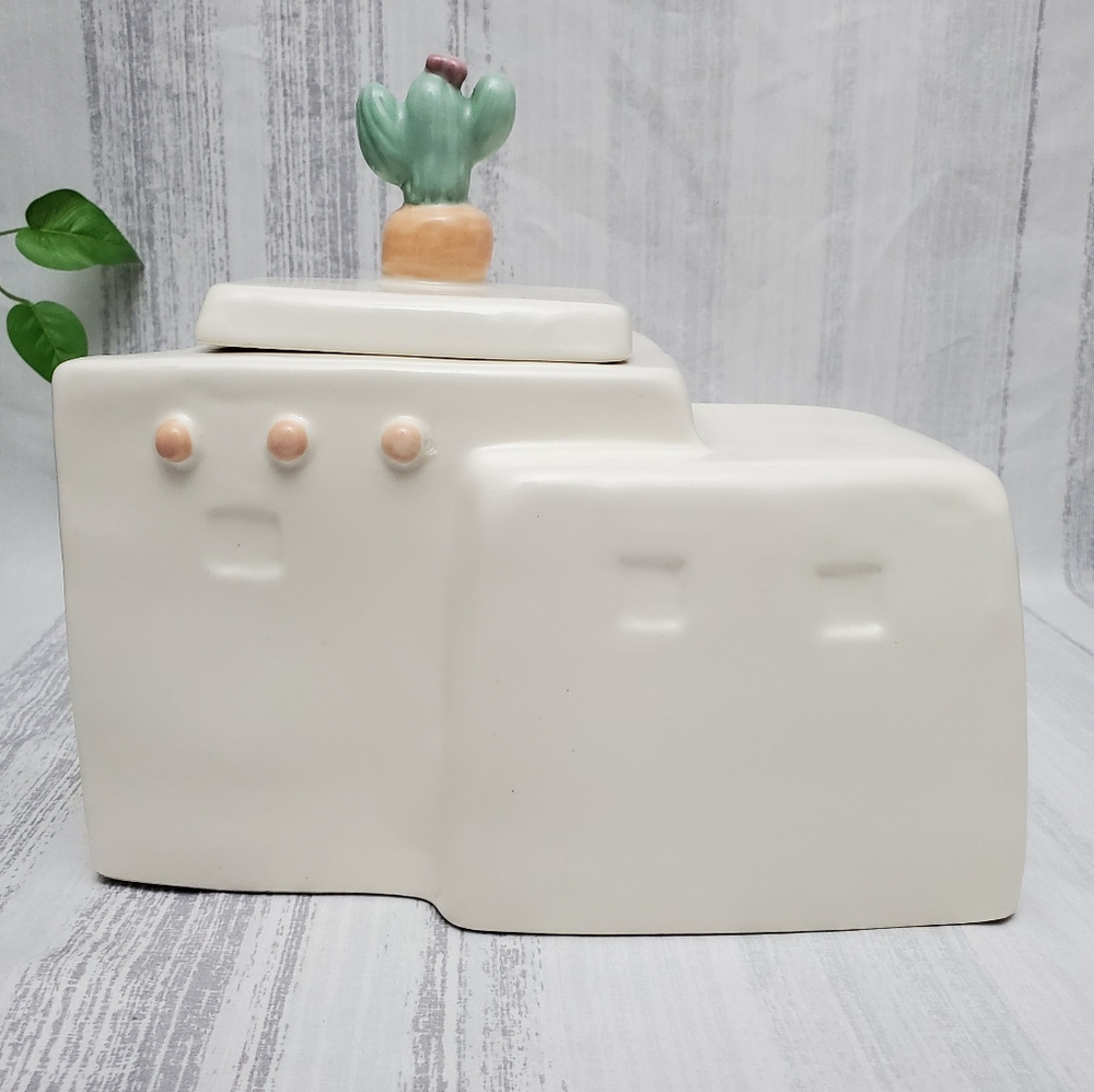 Adobe House Cookie Jar - Picture 5 of 12
